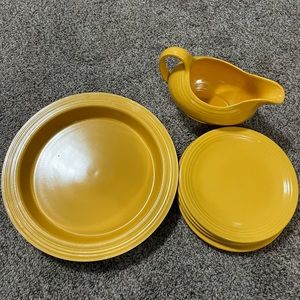 Fiesta ware Post 86 beautiful golden buttery yellow